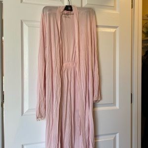 4/$10 Motherhood Maternity Sleep Robe